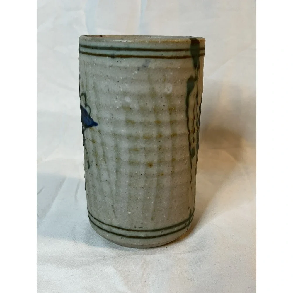 Vintage  Signed Hand Painted Blue Flowers Floral Studio Art‎ Pottery Vase Cup